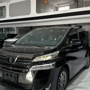 Toyota Vellfire 2023 из Китая