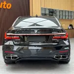 BMW 7 Series 2012 из Китая