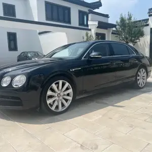 Bentley Flying Spur 2018 507 л.с. — лот 55708792 из Китая