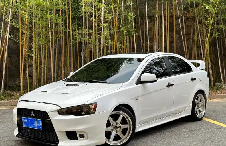 Mitsubishi Lancer EX 2013 из Китая