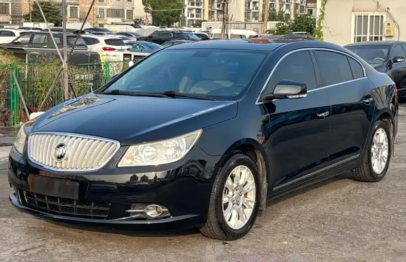 Buick LaCrosse 2012 из Китая