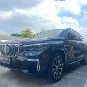BMW X5 2023 из Китая