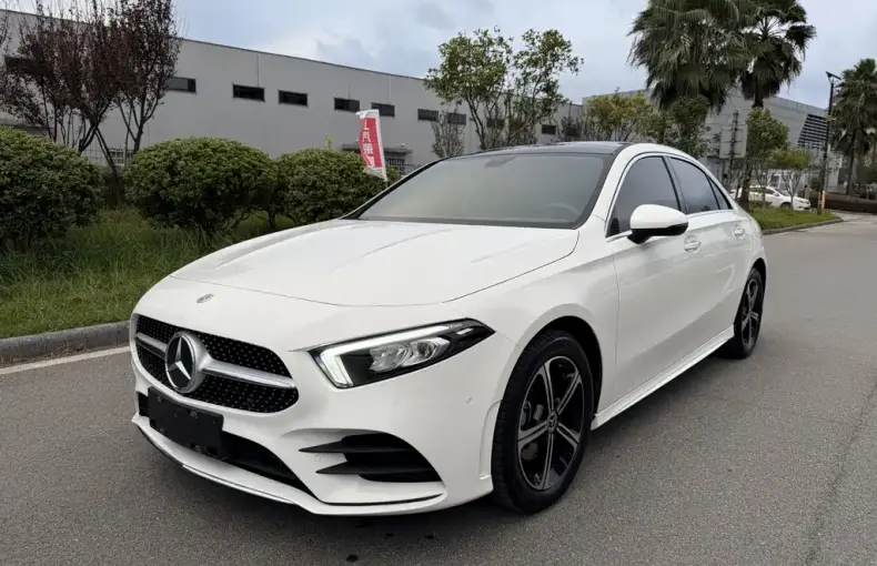 Mercedes-Benz A-Class 2023 из Китая