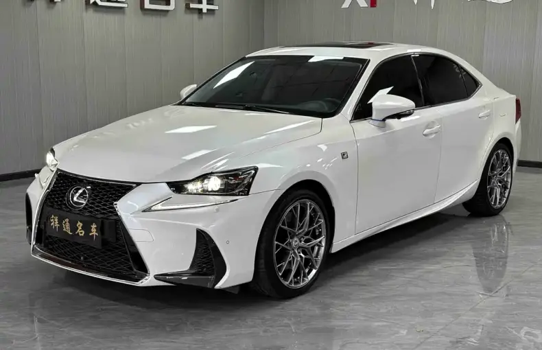 Lexus IS 2019 из Китая