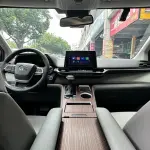 Toyota Sienna 2023 из Китая