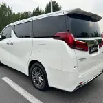 Toyota Alphard 2020 из Китая