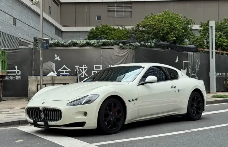 Maserati GranTurismo 2016 из Китая