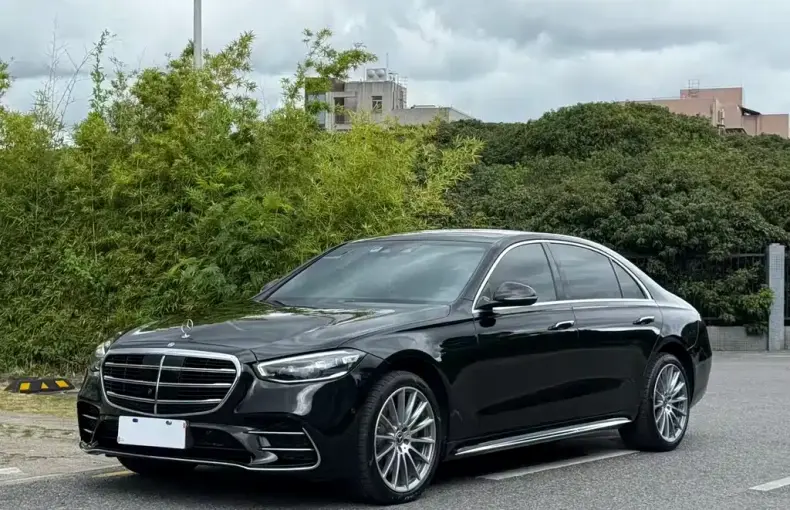 Mercedes-Benz S-Class 2022 из Китая