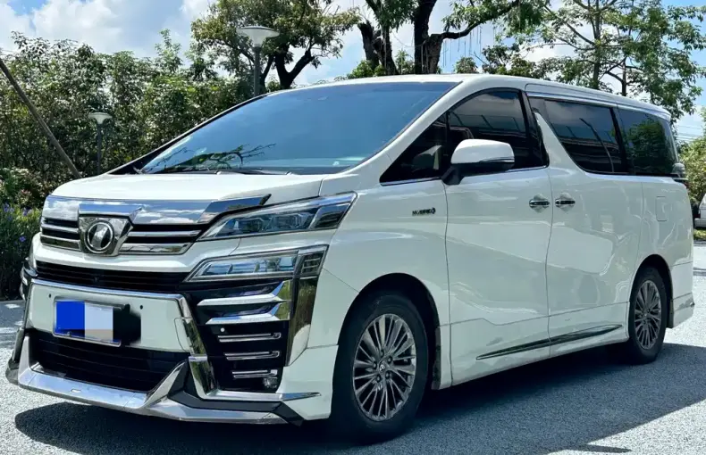 Toyota Vellfire 2020 из Китая