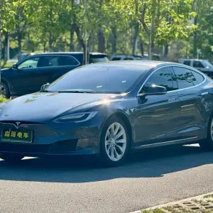 Tesla Model S 2017 из Китая
