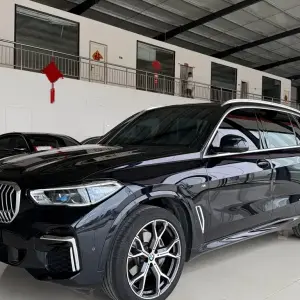 BMW X5 2023 из Китая