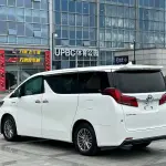 Toyota Alphard 2022 из Китая