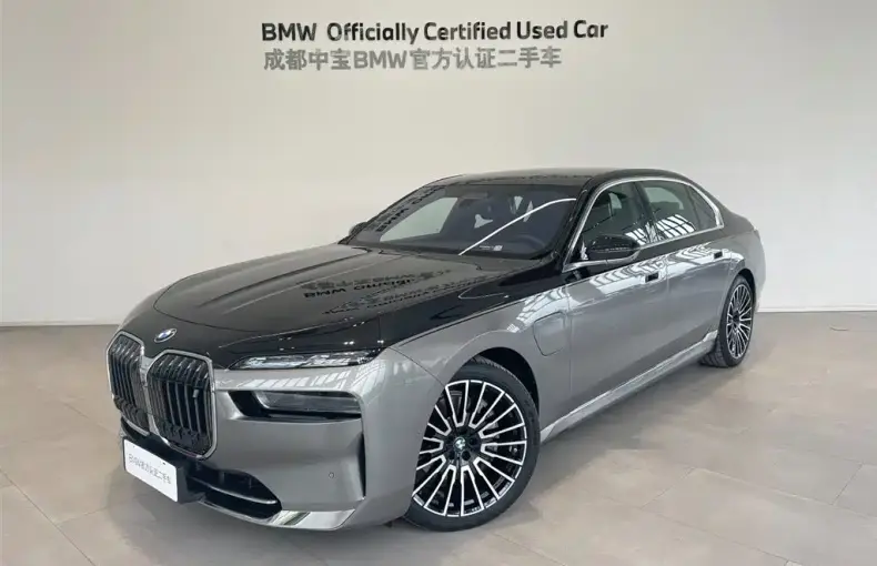 BMW i7 2024 из Китая
