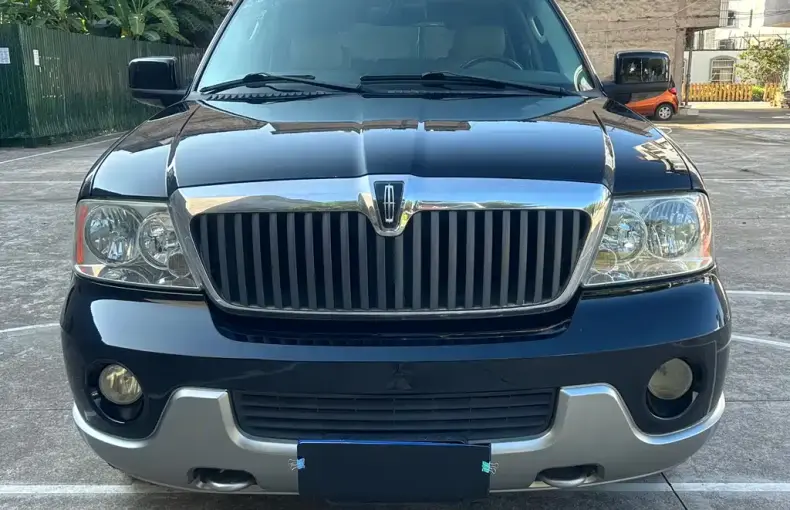 Lincoln Navigator 2005 из Китая