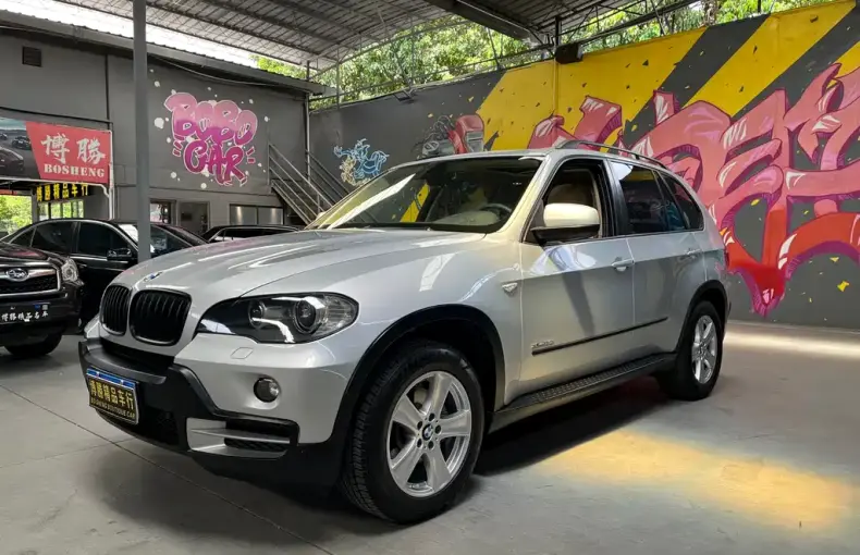 BMW X5 (Import) 2009 из Китая