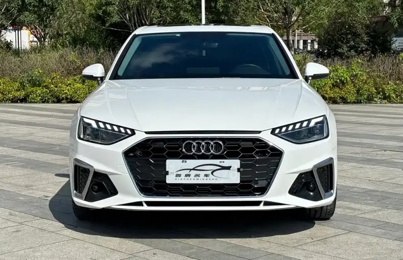 Audi A4L 2022 из Китая
