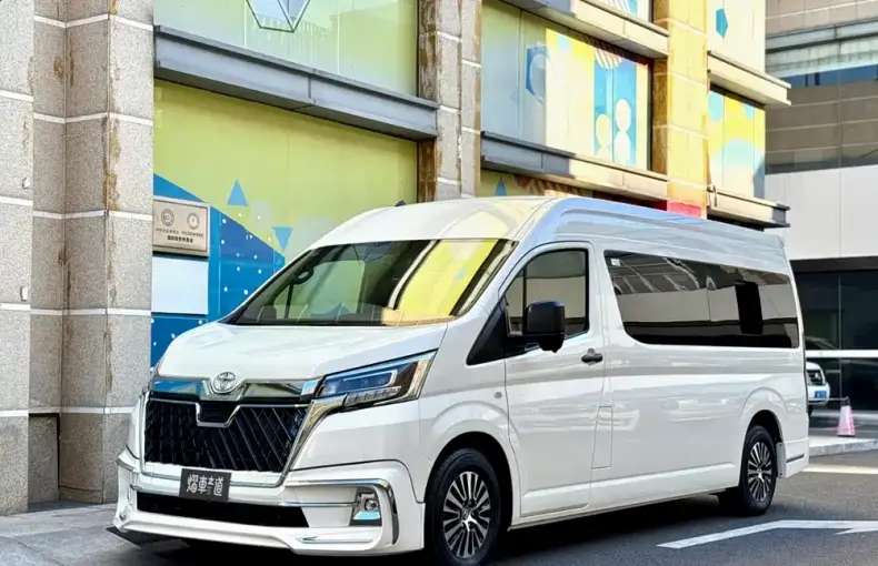 Toyota Hiace 2025 из Китая