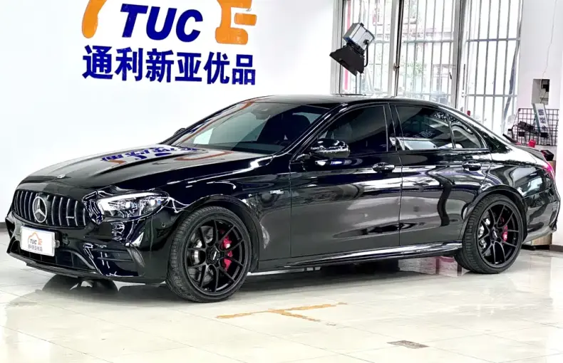 Mercedes-Benz E-Class AMG 2023 из Китая