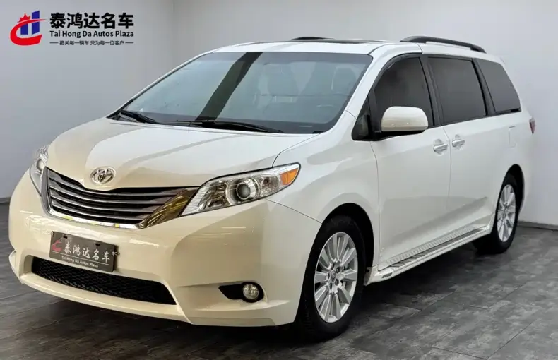 Toyota Sienna 2017 из Китая