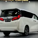 Toyota Alphard 2019 из Китая