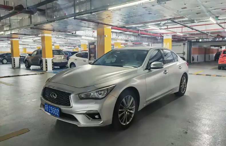 Infiniti Q50L 2020 из Китая