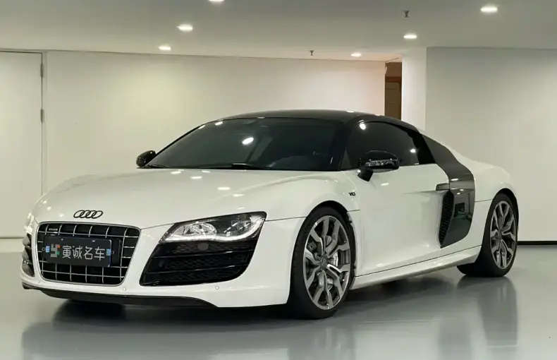 Audi R8 2012 из Китая