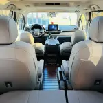 Toyota Granvia 2024 из Китая