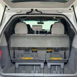 Toyota Sienna 2015 269 л.с. из Китая