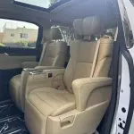 Toyota Alphard 2023 из Китая