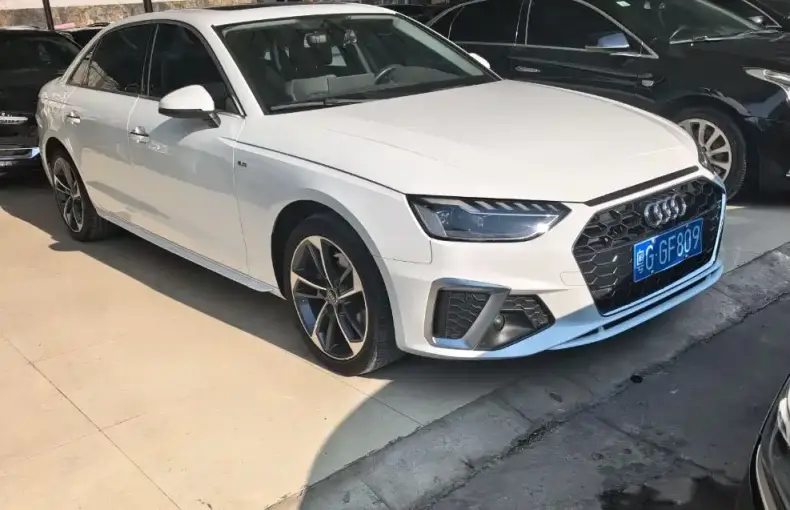 Audi A4L 2023 из Китая