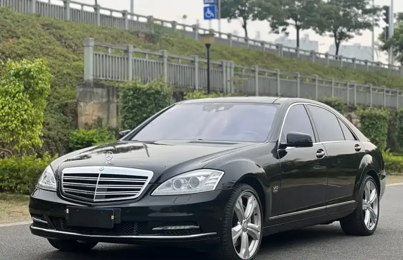 Mercedes-Benz S-Class 2013 из Китая