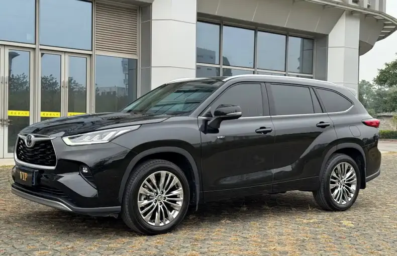 Toyota Highlander 2025 из Китая