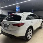 Infiniti QX70 2013 из Китая