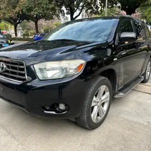 Toyota Highlander (Import) 2009 из Китая