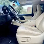 Toyota Alphard 2021 из Китая