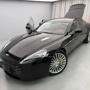 Aston Martin Rapide 2013 из Китая