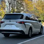Toyota Sienna 2023 из Китая