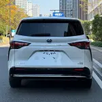 Toyota Sienna 2023 из Китая