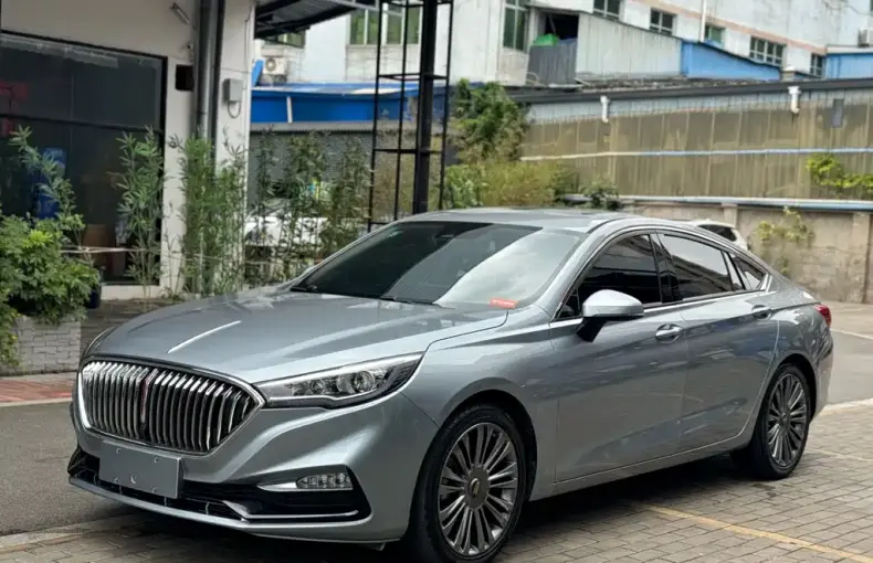 Hongqi Hongqi H5 2021 из Китая