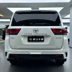 Toyota Land Cruiser 2025 из Китая