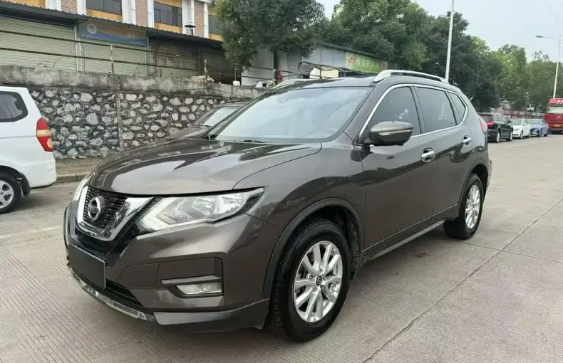 Nissan X-Trail 2021 из Китая