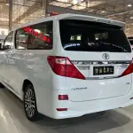 Toyota Alphard 2016 из Китая