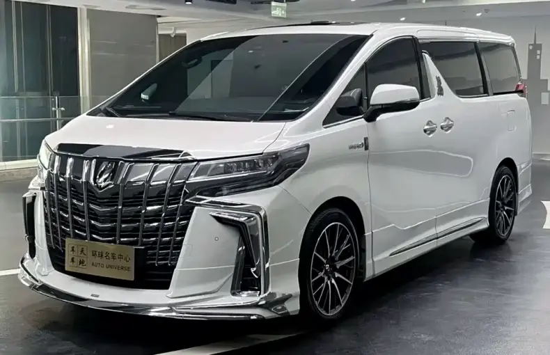 Toyota Alphard 2020 из Китая