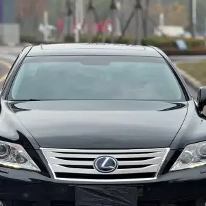 Lexus LS 2012 из Китая