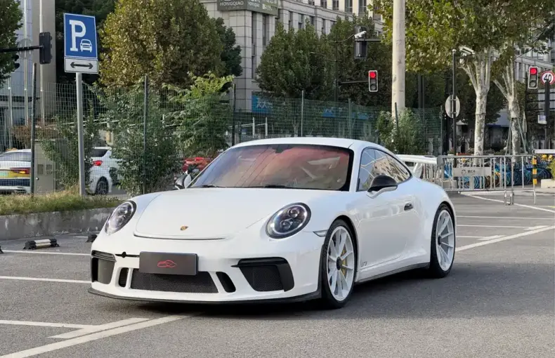 Porsche 911 2019 из Китая