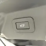 Land Rover Velar 2023 из Китая