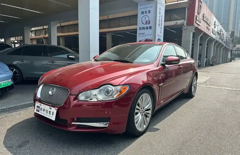 Jaguar XF 2011 из Китая