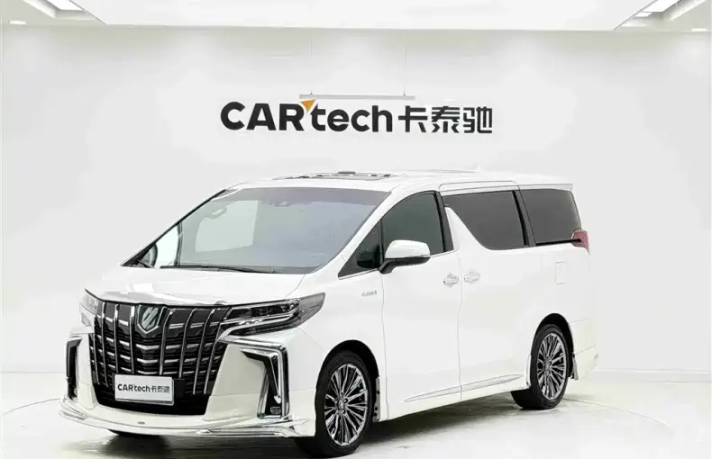 Toyota Alphard 2022 из Китая