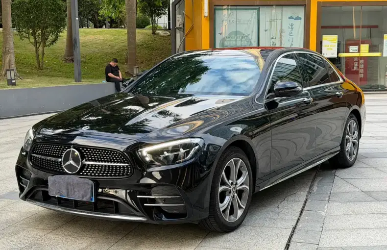 Mercedes-Benz E-Class 2022 из Китая