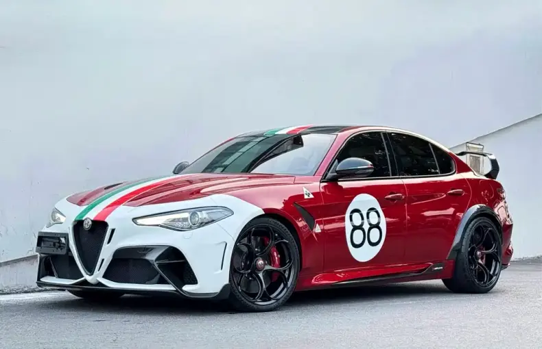 Alfa Romeo Giulia 2023 из Китая